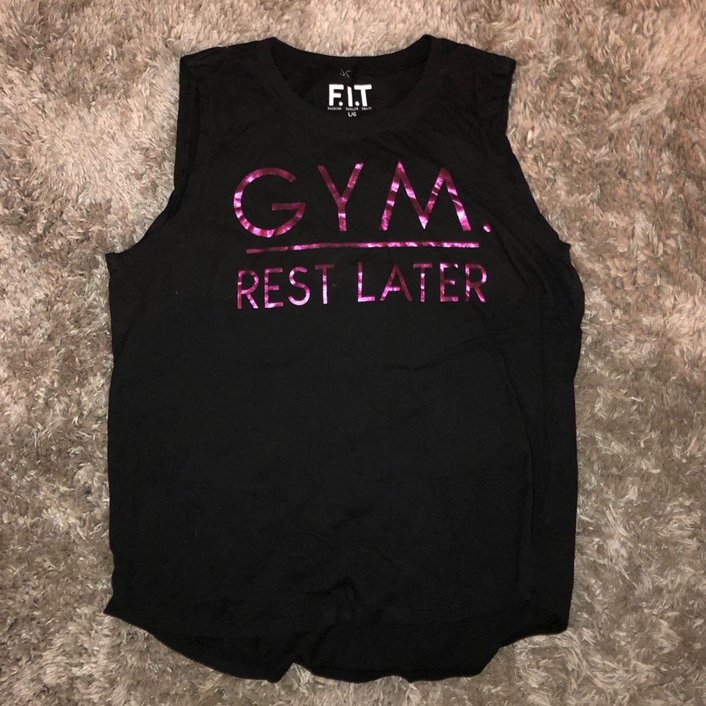 Muscle tank